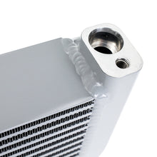 Cargar imagen en el visor de la galería, Mishimoto 12-20 BMW M5 / M6 Performance Oil Cooler