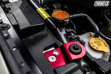 Cargar imagen en el visor de la galería, Turbo XS 15-16 Subaru WRX/STI Billet Aluminum Radiator Stay - Red