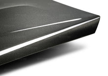 Cargar imagen en el visor de la galería, Seibon 12-14 Mercedes Benz C63 GT-Style Carbon Fiber Hood