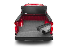 Cargar imagen en el visor de la galería, UnderCover 2022 Nissan Frontier Ext/Crew All Beds Passenger Side Swing Case - Black Smooth