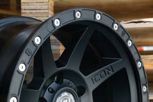 Cargar imagen en el visor de la galería, ICON 17in Compression/Alpha/Rebound Wheel Rock Ring Kit (20 Bolt)