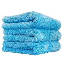 Cargar imagen en el visor de la galería, Chemical Guys Shaggy Fur-Ball Microfiber Towel - 16in x 16in - Blue - 3 Pack