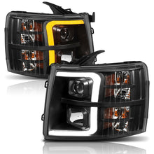 Cargar imagen en el visor de la galería, ANZO 07-13 Chevrolet Silverado 1500 Plank Style Projector Headlights Black w/ Amber