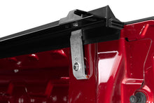 Cargar imagen en el visor de la galería, Lund 07-17 Chevy Silverado 1500 (8ft. Bed) Genesis Roll Up Tonneau Cover - Black