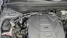 Cargar imagen en el visor de la galería, J&amp;L 20-24 Hyundai Palisade / Kia Telluride 3.8L Oil Separator 3.0 Passenger Side - Clear Anodize