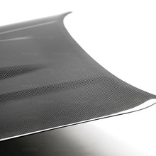 Cargar imagen en el visor de la galería, Seibon 16-19 Toyota 4Runner TR Carbon Fiber Hood