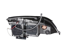 Cargar imagen en el visor de la galería, ANZO 2005-2007 Ford Focus Projector Headlights w/ Halo Black