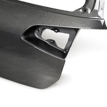 Cargar imagen en el visor de la galería, Seibon 15-19 Volkswagen Golf/GTI/Golf R OEM-Style Carbon Fiber Trunk Lid