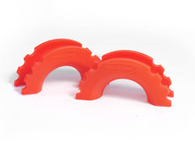 Cargar imagen en el visor de la galería, Daystar D-Ring Shackle Isolator Fluorescent Orange Pair