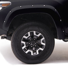 Cargar imagen en el visor de la galería, EGR 14+ Chev Silverado 6-8ft Bed Bolt-On Look Color Match Fender Flares - Set - Black