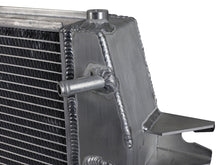 Cargar imagen en el visor de la galería, aFe BladeRunner Street Series Tube &amp; Fin Aluminum Radiator 06-10 GM Diesel Trucks 6.6L V8