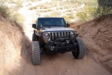 Cargar imagen en el visor de la galería, DV8 Offroad 18-22 Jeep Gladiator JT Cowl Light Bar Bracket