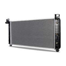 Cargar imagen en el visor de la galería, Mishimoto 02-13 Cadillac Escalade Replacement Radiator