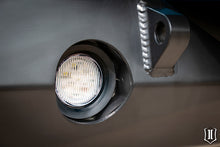 Cargar imagen en el visor de la galería, Icon 2.5in Rubber Grommet LED Reverse Light Kit