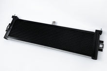 Cargar imagen en el visor de la galería, CSF G8X M3/M4/M2 High Performance Engine Oil Cooler