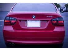 Cargar imagen en el visor de la galería, Spyder BMW E90 3-Series 06-08 4Dr LED Tail Lights Red Smoke ALT-YD-BE9006-LED-RS