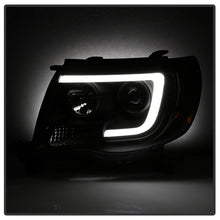 Cargar imagen en el visor de la galería, Spyder Toyota Tacoma 05-11 Projector Headlights - Light Bar DRL - Black PRO-YD-TT05V2-LB-BK