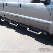 Cargar imagen en el visor de la galería, Westin 99-16 Ford F-250/350/450/550 CC (6.75ft Bed) HDX Drop Whl to Whl Nerf Step Bars - Text Blk