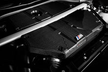 Cargar imagen en el visor de la galería, Eventuri BMW F97/F98 Carbon Air Box Lid w/ Replacement Filters and Carbon Scoops