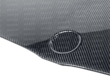 Cargar imagen en el visor de la galería, Seibon 10-12 BMW 3 Series E92 2DR LCI OEM-Style Carbon Fiber Hood