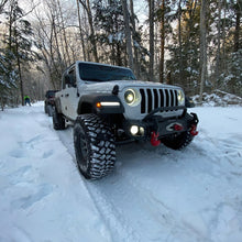 Cargar imagen en el visor de la galería, Oracle Jeep JL/Gladiator JT Oculus Bi-LED Projector Headlights - Amber/White Switchback