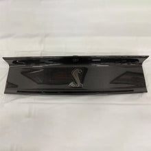 Cargar imagen en el visor de la galería, Ford Racing 20-22 Mustang GT500 Deck Lid Trim Panel