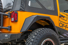 Cargar imagen en el visor de la galería, DV8 Offroad 2007-2018 Jeep Wrangler Armor Fenders