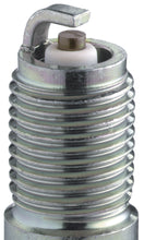 Cargar imagen en el visor de la galería, NGK Standard Spark Plug Box of 10 (CR7EH-9)