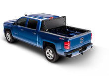 Cargar imagen en el visor de la galería, UnderCover 14-18 Chevy Silverado 1500 (19 Legacy) 5.8ft Flex Bed Cover