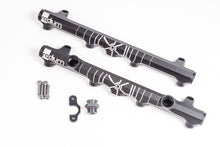 Cargar imagen en el visor de la galería, Radium Engineering 13-14 Ford Shelby GT500 S197 Fuel Rail Kit