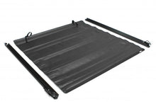 Cargar imagen en el visor de la galería, Lund 02-17 Dodge Ram 1500 (5.5ft. Bed) Genesis Roll Up Tonneau Cover - Black