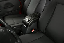 Cargar imagen en el visor de la galería, Rugged Ridge Center Console Cover Black 02-06 TJ