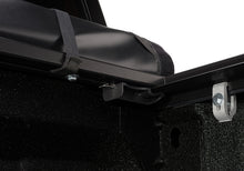 Cargar imagen en el visor de la galería, Truxedo 09-18 Ram 1500 &amp; 19-20 Ram 1500 Classic 5ft 7in Pro X15 Bed Cover