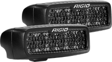 Cargar imagen en el visor de la galería, Rigid Industries SR-Q Series PRO Midnight Edition - Spot - Diffused - Pair