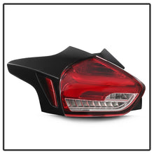 Cargar imagen en el visor de la galería, Spyder 15-17 Ford Focus Hatch LED Tail Lights w/Indicator/Reverse - Red Clr (ALT-YD-FF155D-LED-RC)