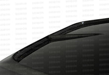 Cargar imagen en el visor de la galería, Seibon 97-98 Nissan Skyline TT-Style Carbon Fiber Hood