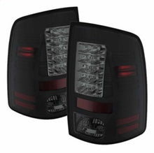 Cargar imagen en el visor de la galería, Spyder Dodge Ram 1500 09-14 LED Tail Lights Incandescent- Blk Smke ALT-YD-DRAM09-LED-BSM