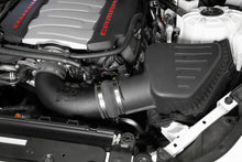 Cargar imagen en el visor de la galería, K&amp;N 16-19 Chevrolet Camaro V8-6.2L Performance Intake Kit