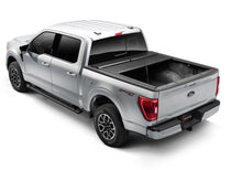 Cargar imagen en el visor de la galería, Roll-N-Lock 21-22 Ford F150 (w/o OE Cargo Tracks - 78.9in. Bed) M-Series Retractable Tonneau Cover