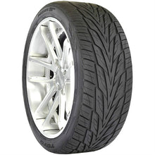 Cargar imagen en el visor de la galería, Toyo Proxes ST III Tire - 305/35R24 112W