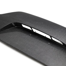 Cargar imagen en el visor de la galería, Seibon 2018 Kia Stinger OE-Style Carbon Fiber Rear Trunk Garnish