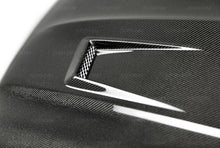 Cargar imagen en el visor de la galería, Seibon 12-14 Mercedes Benz C63 GT-Style Carbon Fiber Hood