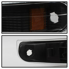 Cargar imagen en el visor de la galería, Xtune Chevy Silverado 99-02 Amber Reflector Bumper Lights Black CBL-JH-CS99-AM-BK