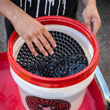 Cargar imagen en el visor de la galería, Chemical Guys Cyclone Dirt Trap Car Wash Bucket Insert - Black