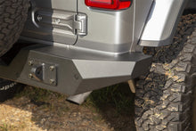 Cargar imagen en el visor de la galería, Rugged Ridge Spartan Rear Bumper Full Width 18-20 Jeep Wrangler JL