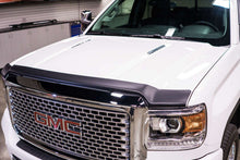 Cargar imagen en el visor de la galería, EGR 14+ GMC Sierra Superguard Hood Shield - Matte (301585)