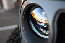 Cargar imagen en el visor de la galería, DV8 Offroad 18-22 Jeep Gladiator Wrangler LED Projector Headlights