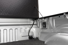 Cargar imagen en el visor de la galería, UnderCover 04-14 Ford F-150 / 06-08 Lincoln Mark LT 5.5ft Flex Bed Cover