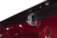 Cargar imagen en el visor de la galería, Tonno Pro 15-19 Chevy Silverado 3500 8ft Fleetside Lo-Roll Tonneau Cover