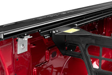 Cargar imagen en el visor de la galería, Roll-N-Lock 2020 Chevy Silverado/Sierra 2500/3500 MB 80-1/2in Cargo Manager